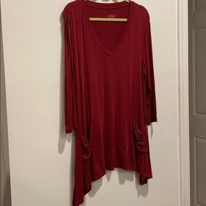 LOGO maroon shirt long with pockets V-neck
